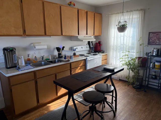 $210,000 | 86 Raymond Street, Lyndon, VT 05851