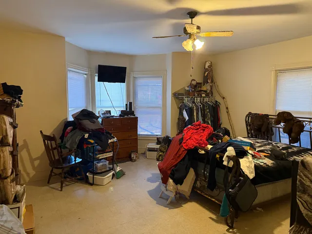 $210,000 | 86 Raymond Street, Lyndon, VT 05851