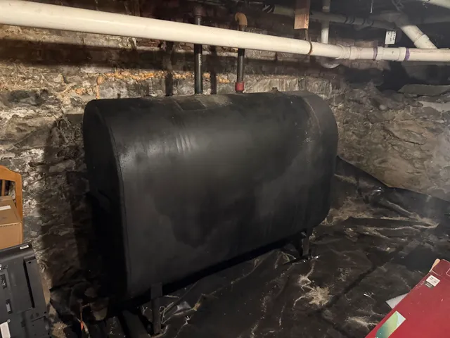 $210,000 | 86 Raymond Street, Lyndon, VT 05851