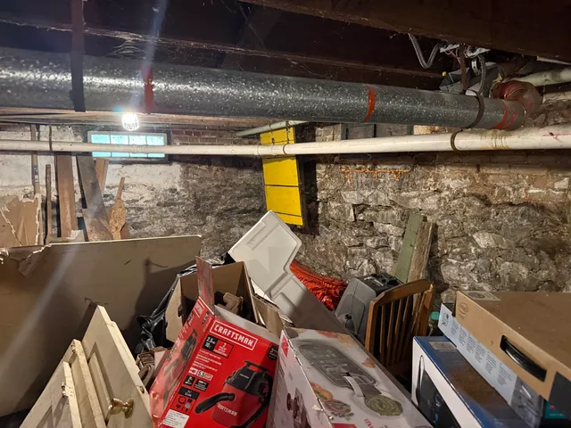 $210,000 | 86 Raymond Street, Lyndon, VT 05851