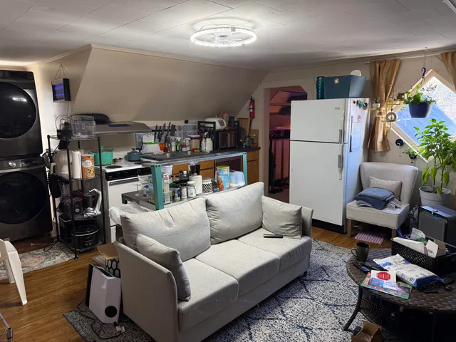 $210,000 | 86 Raymond Street, Lyndon, VT 05851