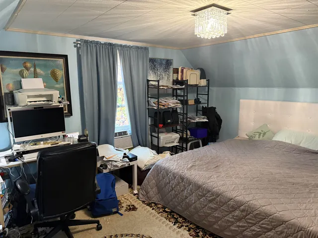 $210,000 | 86 Raymond Street, Lyndon, VT 05851