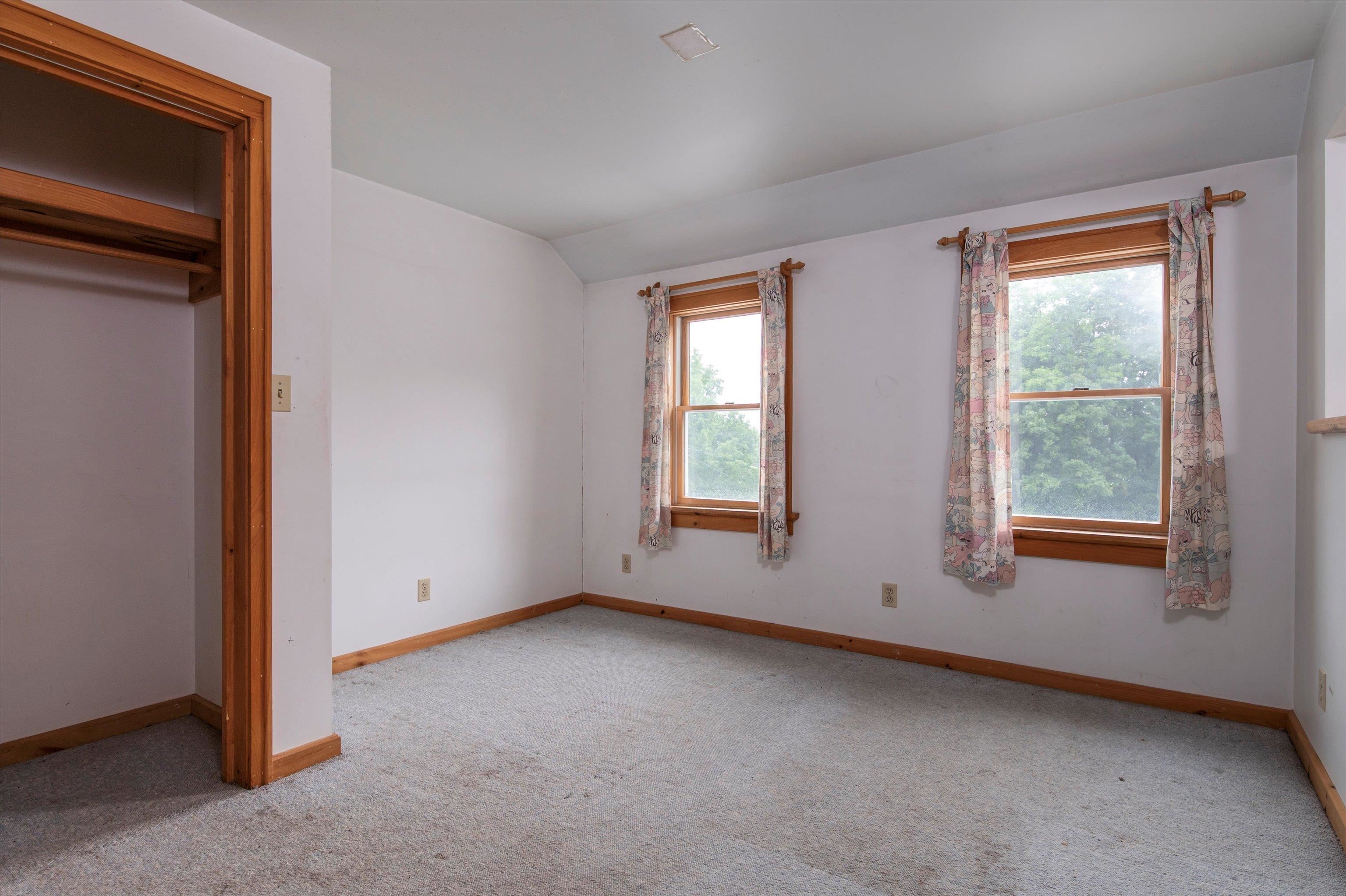 16 Bailey Street Springfield, VT 05156 - Photo 6 of 39