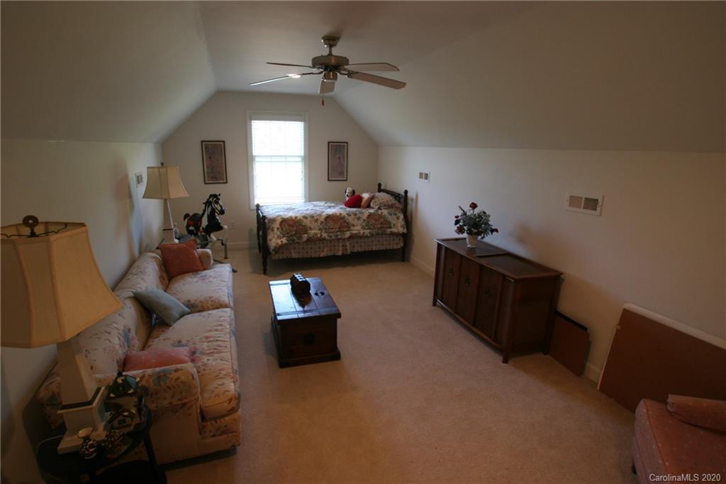 1268 Killian Farm Road Stanley, NC 28164 - Photo 18 of 21 Gallery Image 18