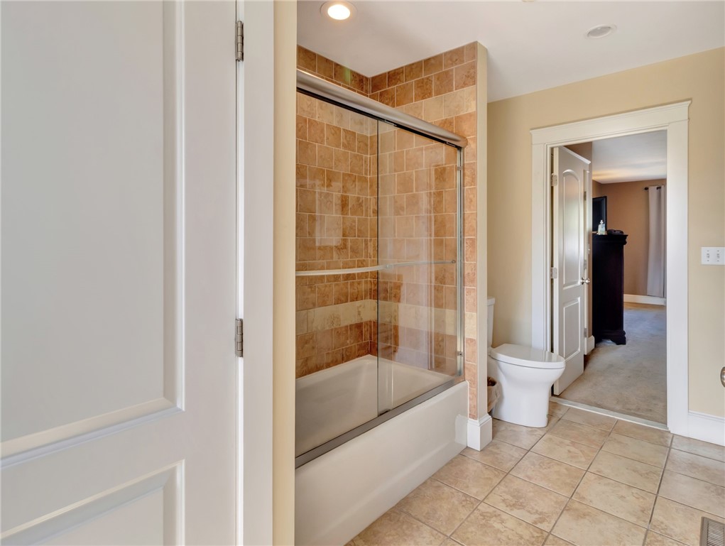 447 Stafford Road, Unit A1 Tiverton, RI 02878 - Photo 19 of 33