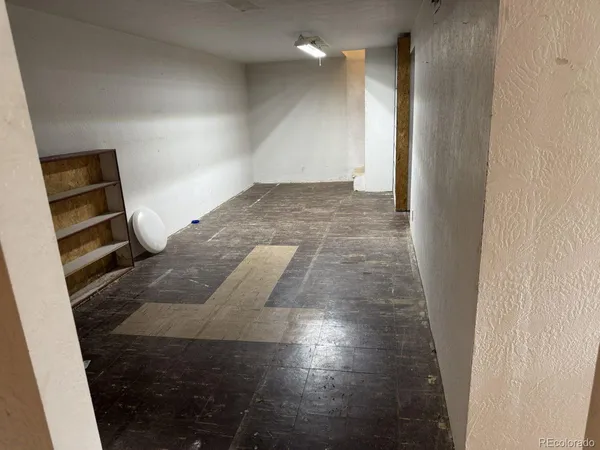 a view of empty room