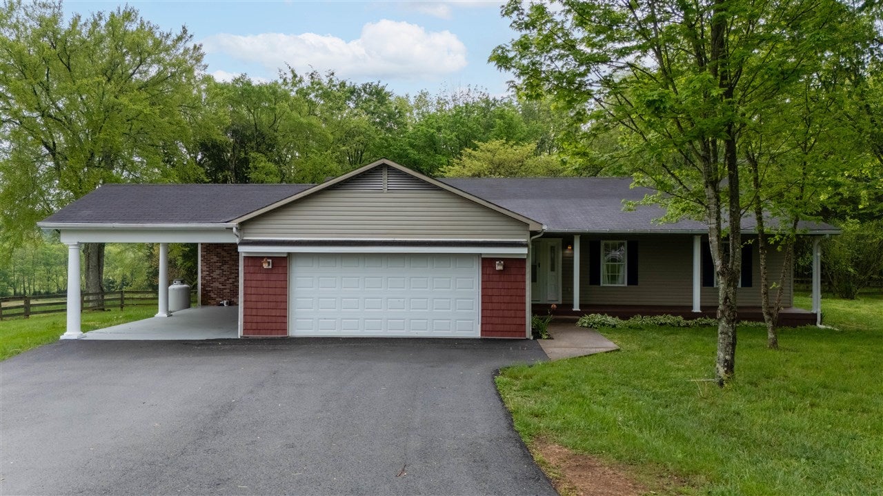 100 Delane Flora Road Bowling Green, KY 42101 - Photo 1 of 51 Gallery Image 1
