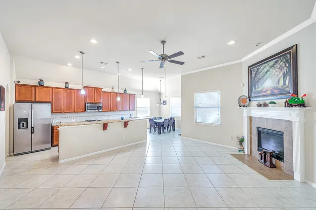 $2,500 | 9211 Union Meadow Lane, Cypress, TX 77433