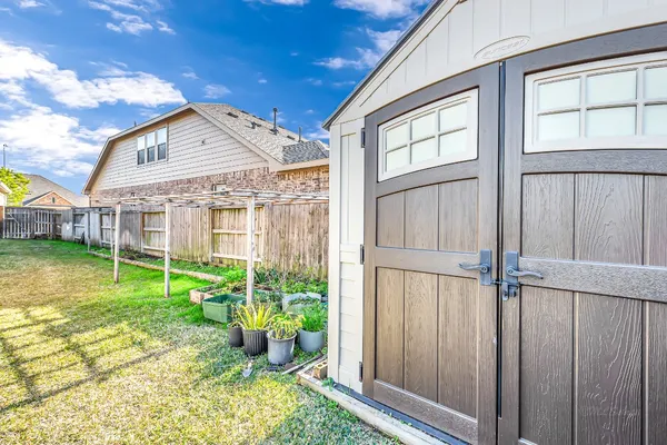 $2,500 | 9211 Union Meadow Lane, Cypress, TX 77433