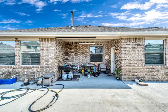 $2,500 | 9211 Union Meadow Lane, Cypress, TX 77433