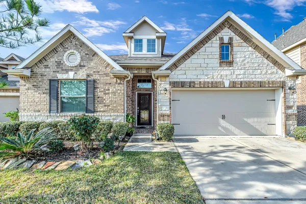 $2,500 | 9211 Union Meadow Lane, Cypress, TX 77433