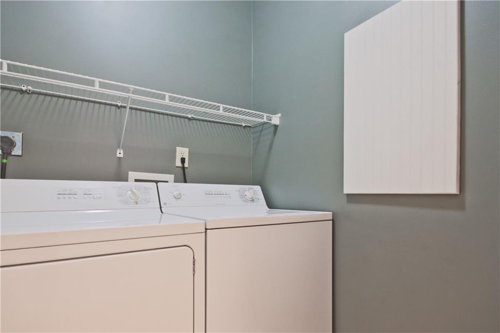 193 Valley View Trail Jasper, GA 30143 - Photo 33 of 61 a utility room with dryer and washer