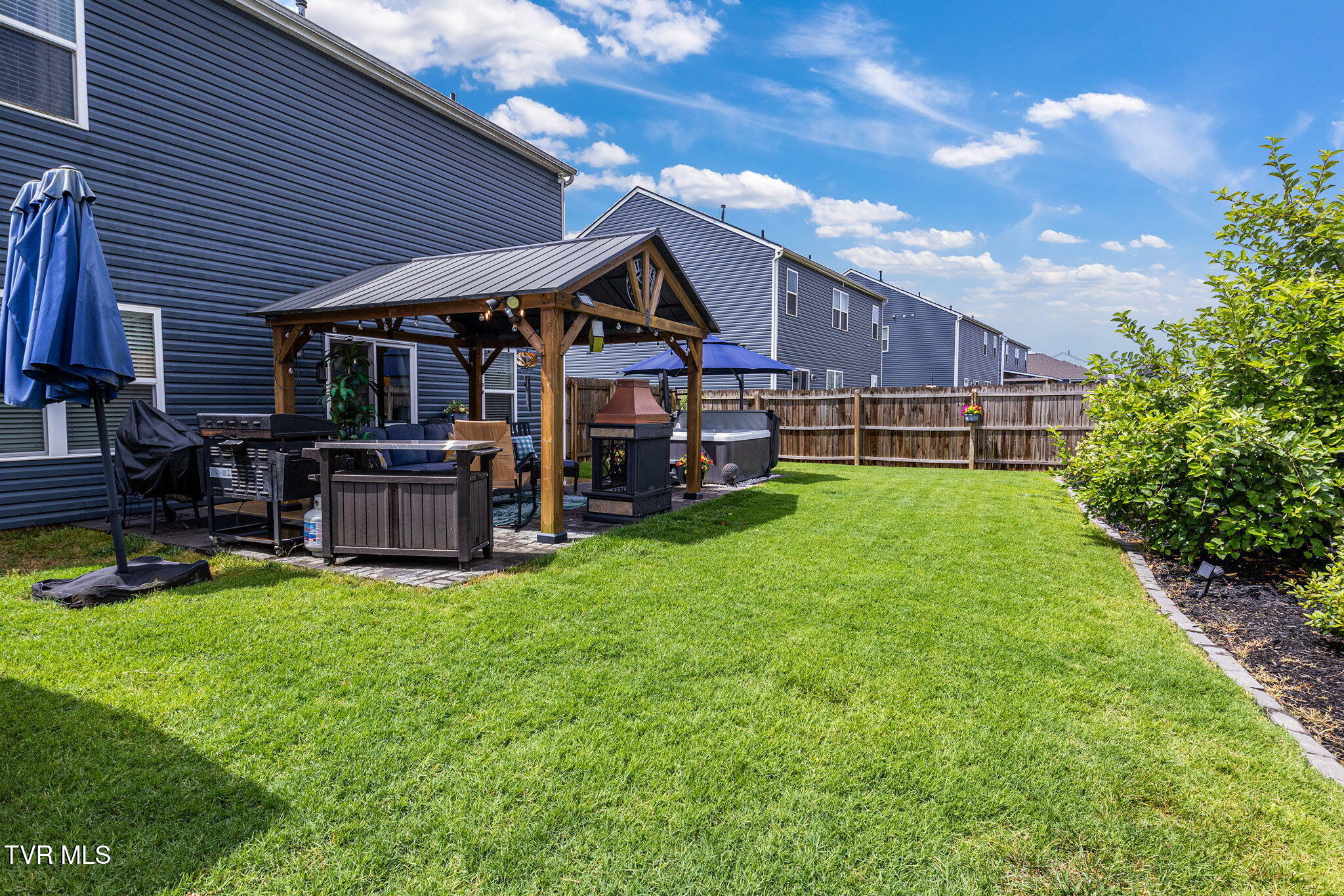 1058 Raccoon Lane Piney Flats, TN 37686 - Photo 24 of 30 21-web-or-mls-IMG_9893