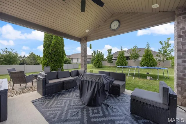 $560,000 | 437 Marbleton Circle, O'Fallon, IL 62269