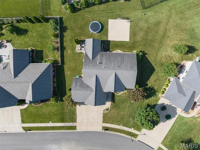 $560,000 | 437 Marbleton Circle, O'Fallon, IL 62269