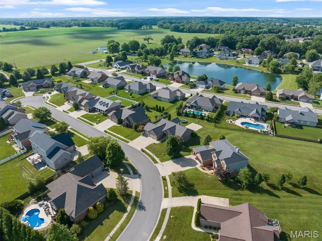$560,000 | 437 Marbleton Circle, O'Fallon, IL 62269