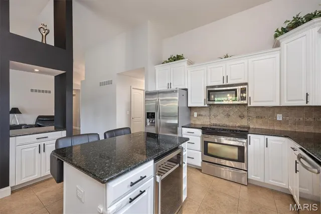 $560,000 | 437 Marbleton Circle, O'Fallon, IL 62269