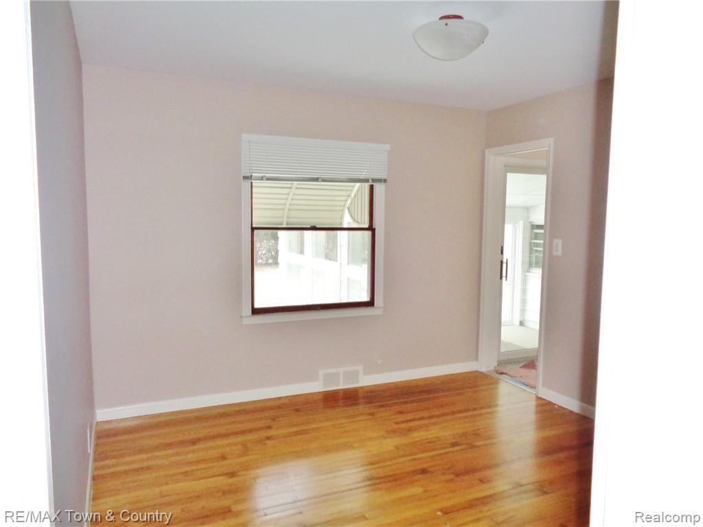 3007 Miller Road Flint, MI 48503 - Photo 18 of 40 DSC00707.JPG