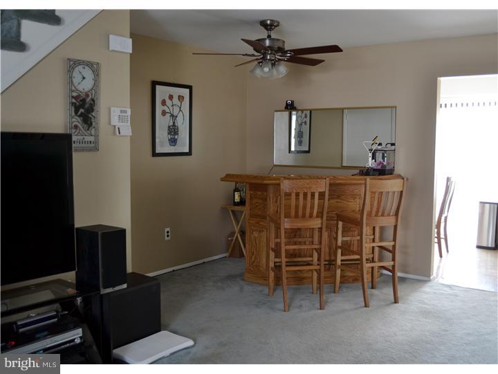 151 Chelsea Circle Clementon, NJ 08021 - Photo 4 of 16 Gallery Image 4