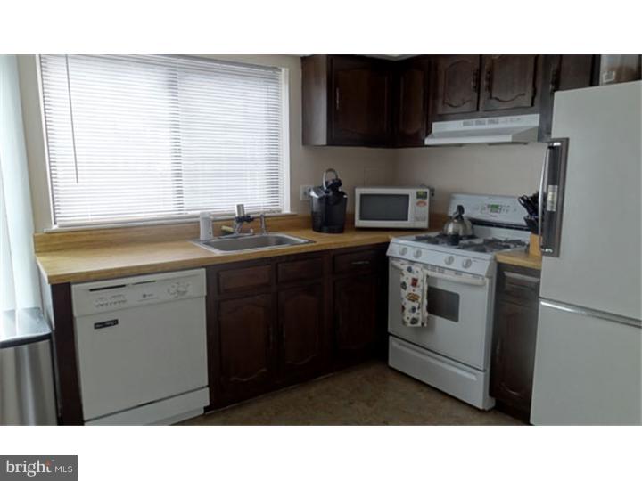 151 Chelsea Circle Clementon, NJ 08021 - Photo 5 of 16 Gallery Image 5