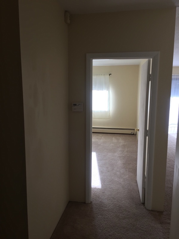 4 Strawberry Bank Road, Unit 20 Nashua, NH 03062 - Photo 5 of 10