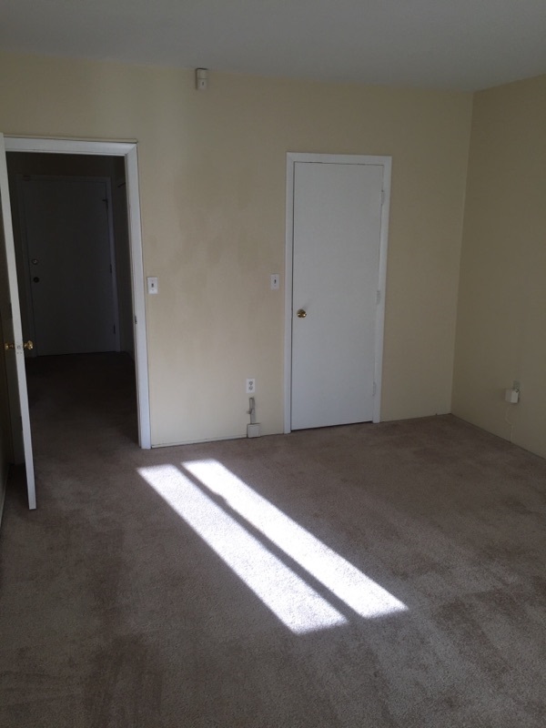 4 Strawberry Bank Road, Unit 20 Nashua, NH 03062 - Photo 6 of 10