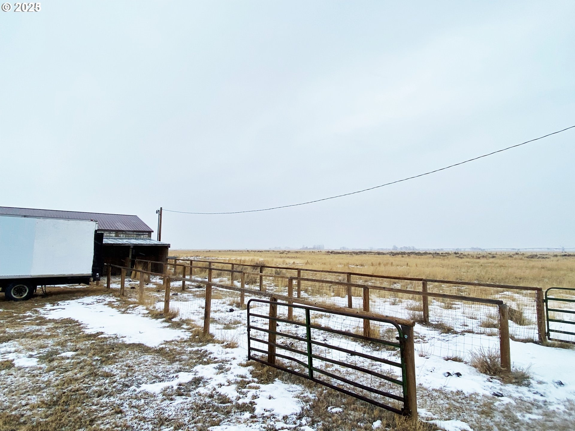 43768 Sunnyslope Road Baker City, OR 97814 - Photo 22 of 22 a view of a terrace with chairs