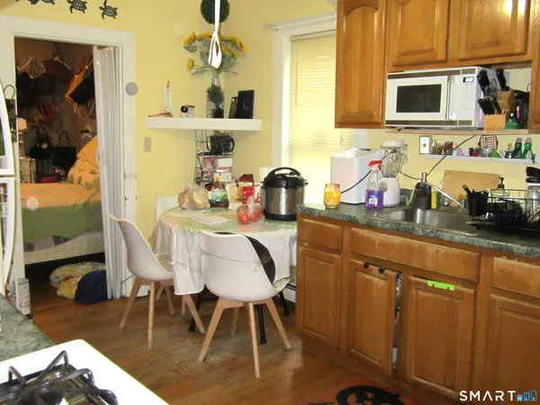 $529,900 | 15 Mallory Street, Danbury, CT 06810