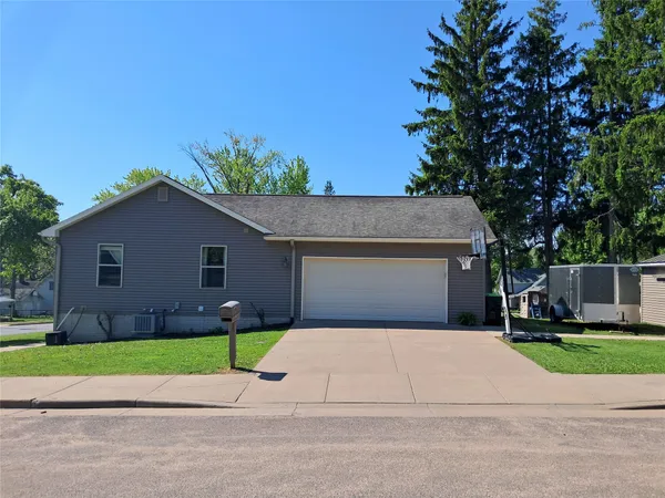 $334,900 | 249 North Franklin Street, Stanley, WI 54768