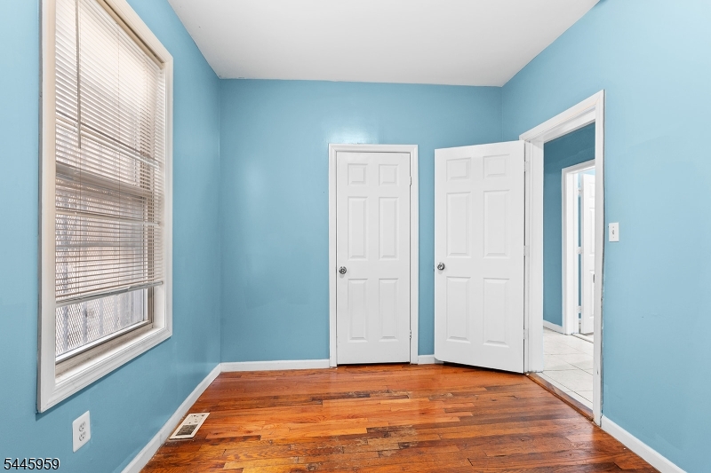 681 South 11th Street, Unit 3 Newark, NJ 07103 - Photo 7 of 14