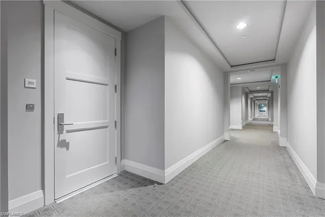 $5,500 | 1030 3rd Avenue South, Unit 315, Naples, FL 34102