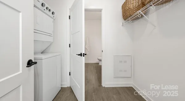 $1,433 | 2314 Berryhill Road, Unit 1M, Charlotte, NC 28208