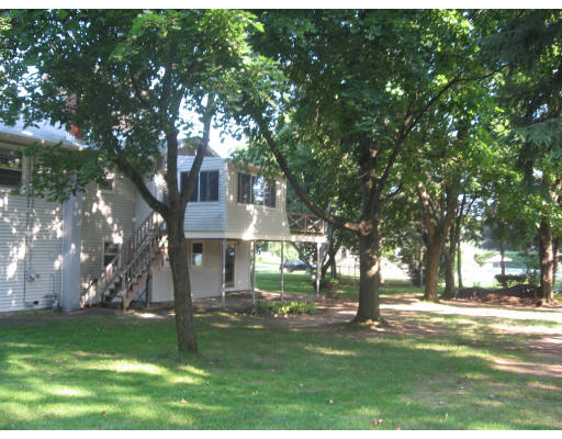 322 Frank Smith Road Longmeadow, MA 01106 - Photo 3 of 18 Gallery Image 3
