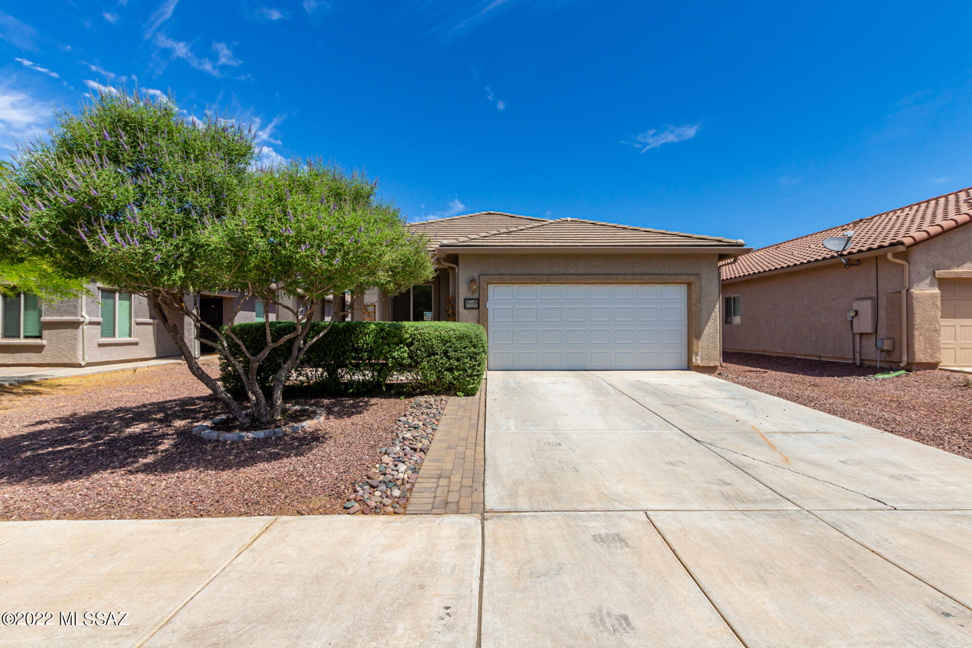 20918 East Frontier Road Red Rock, AZ 85145 - Photo 4 of 43