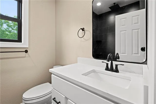 $379,500 | 26696 235th Street, McLouth, KS 66054