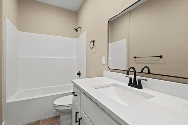 $379,500 | 26696 235th Street, McLouth, KS 66054