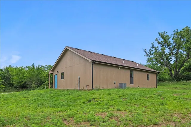 $379,500 | 26696 235th Street, McLouth, KS 66054