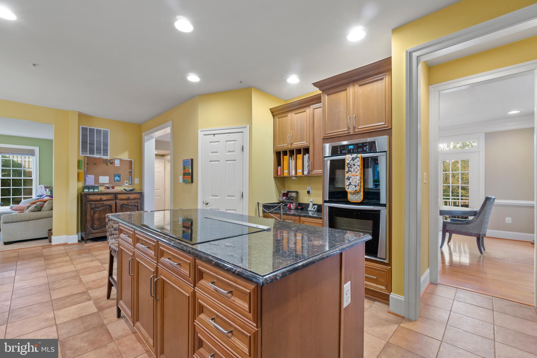 609 Lycoming Street Silver Spring, MD 20901 - Photo 16 of 60