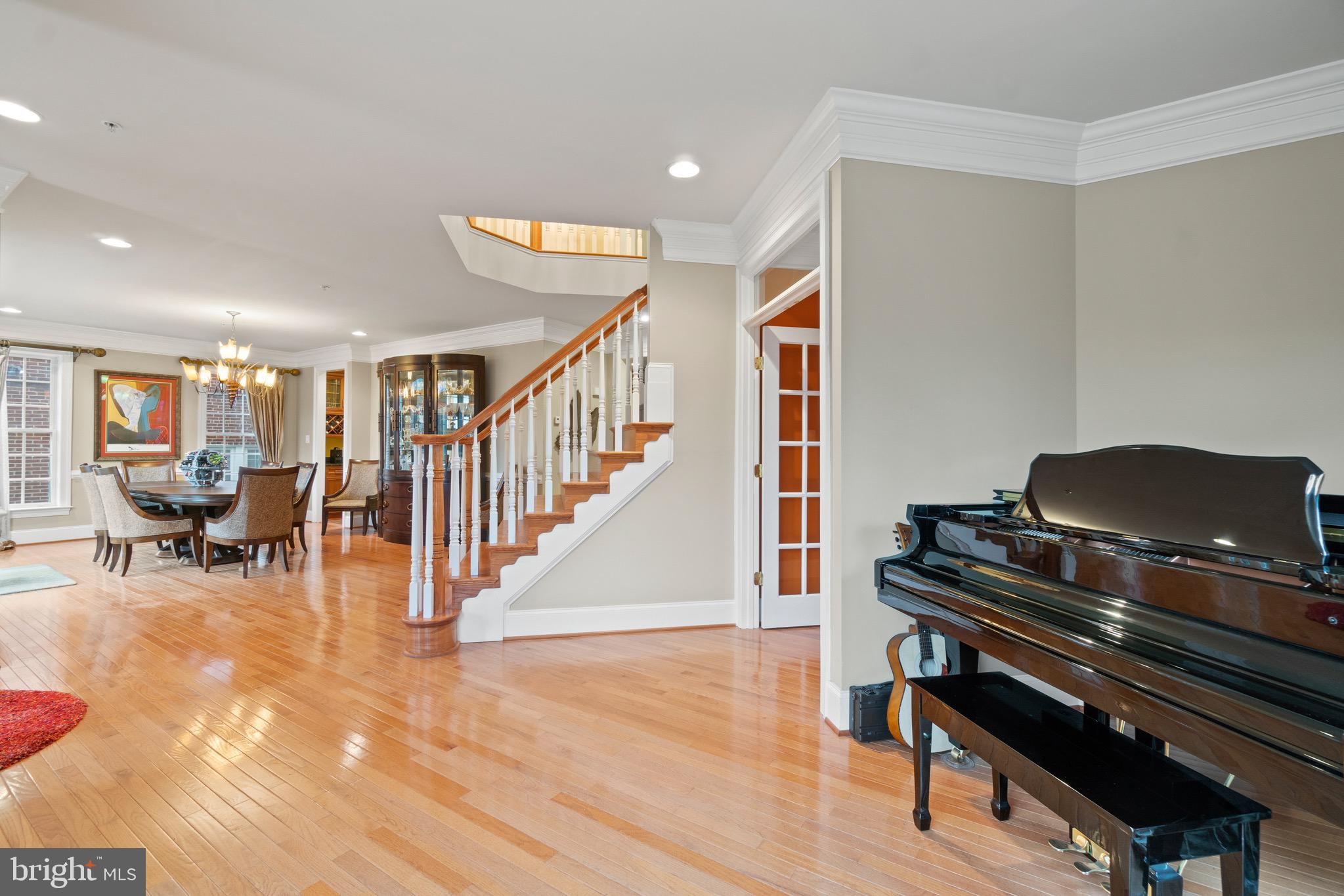 609 Lycoming Street Silver Spring, MD 20901 - Photo 6 of 60