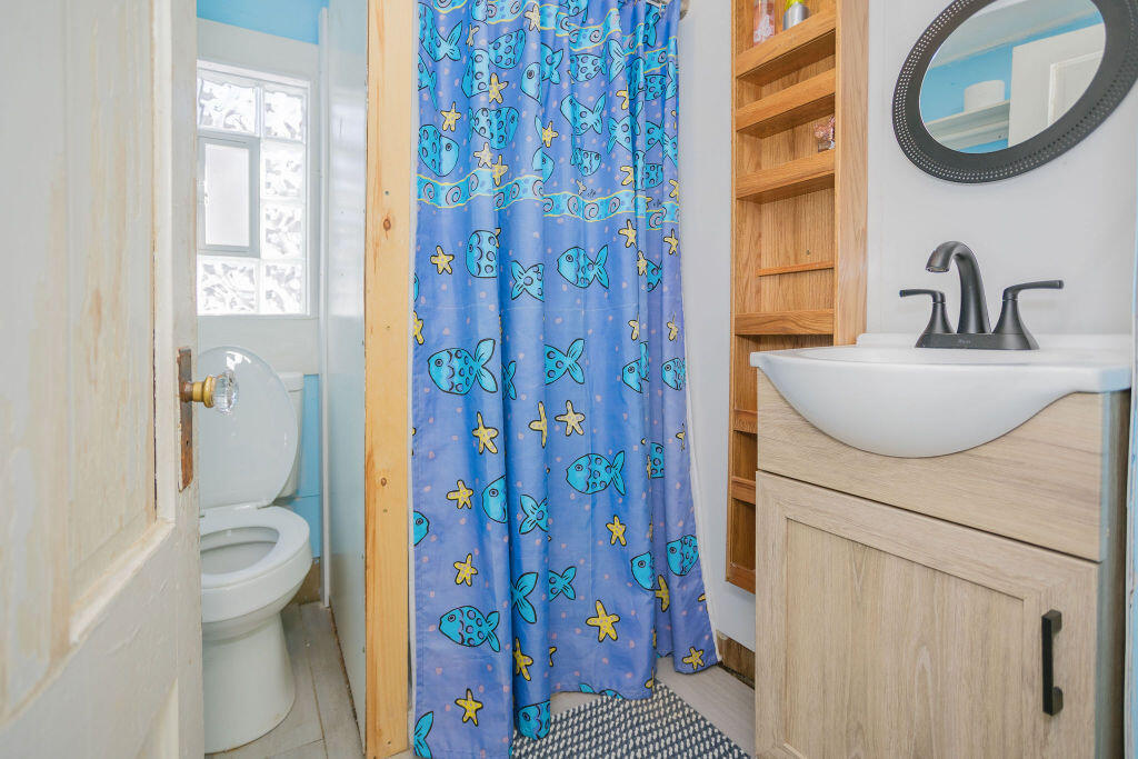 27 Windsor Street Randolph, ME 04346 - Photo 7 of 38 taylor-kaminsky-photo-11
