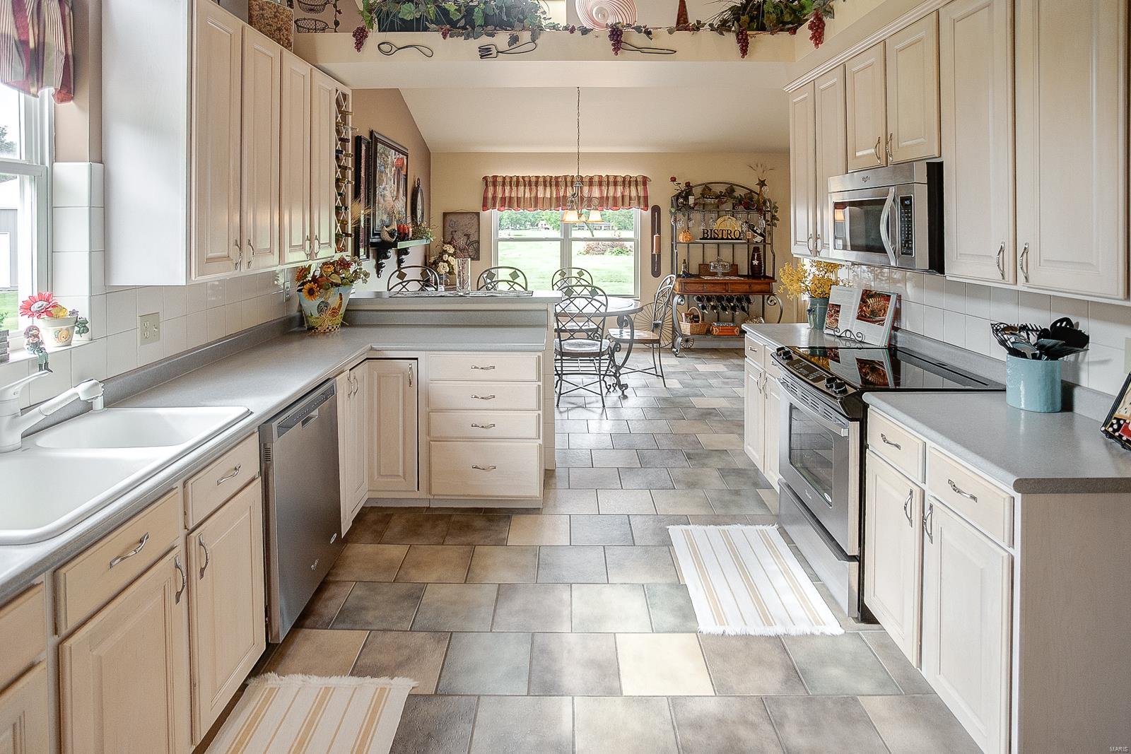 4565 Ee Road Columbia, IL 62236 - Photo 21 of 65 Gallery Image 21