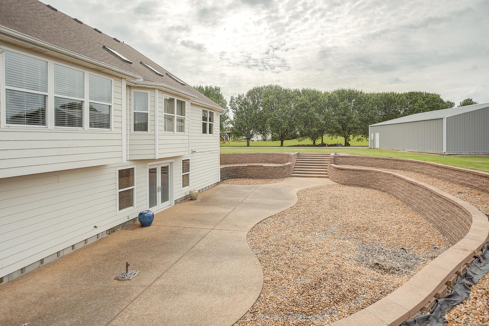 4565 Ee Road Columbia, IL 62236 - Photo 43 of 65 Gallery Image 43