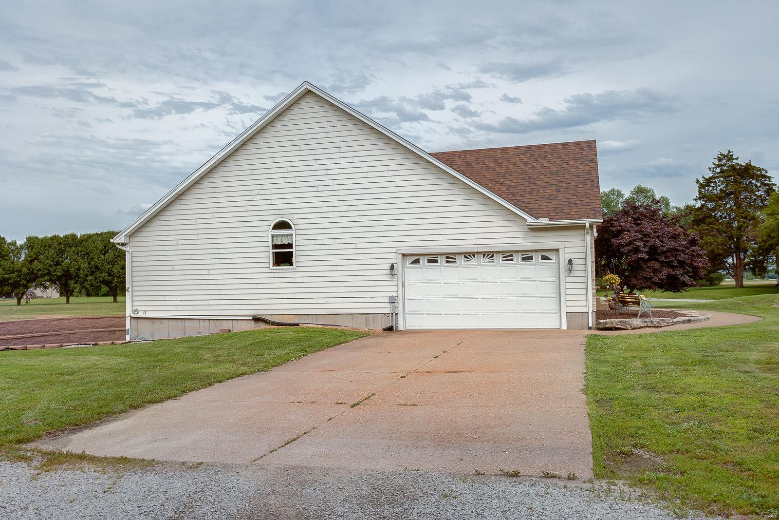 4565 Ee Road Columbia, IL 62236 - Photo 52 of 65 Gallery Image 52