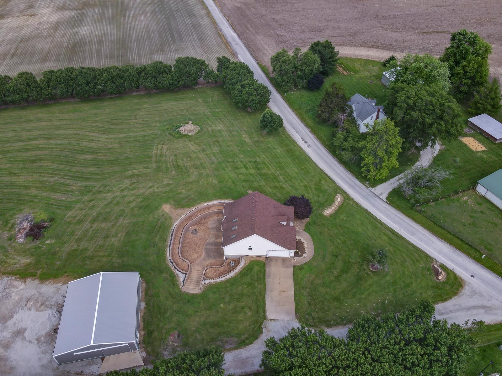 4565 Ee Road Columbia, IL 62236 - Photo 62 of 65 Gallery Image 62