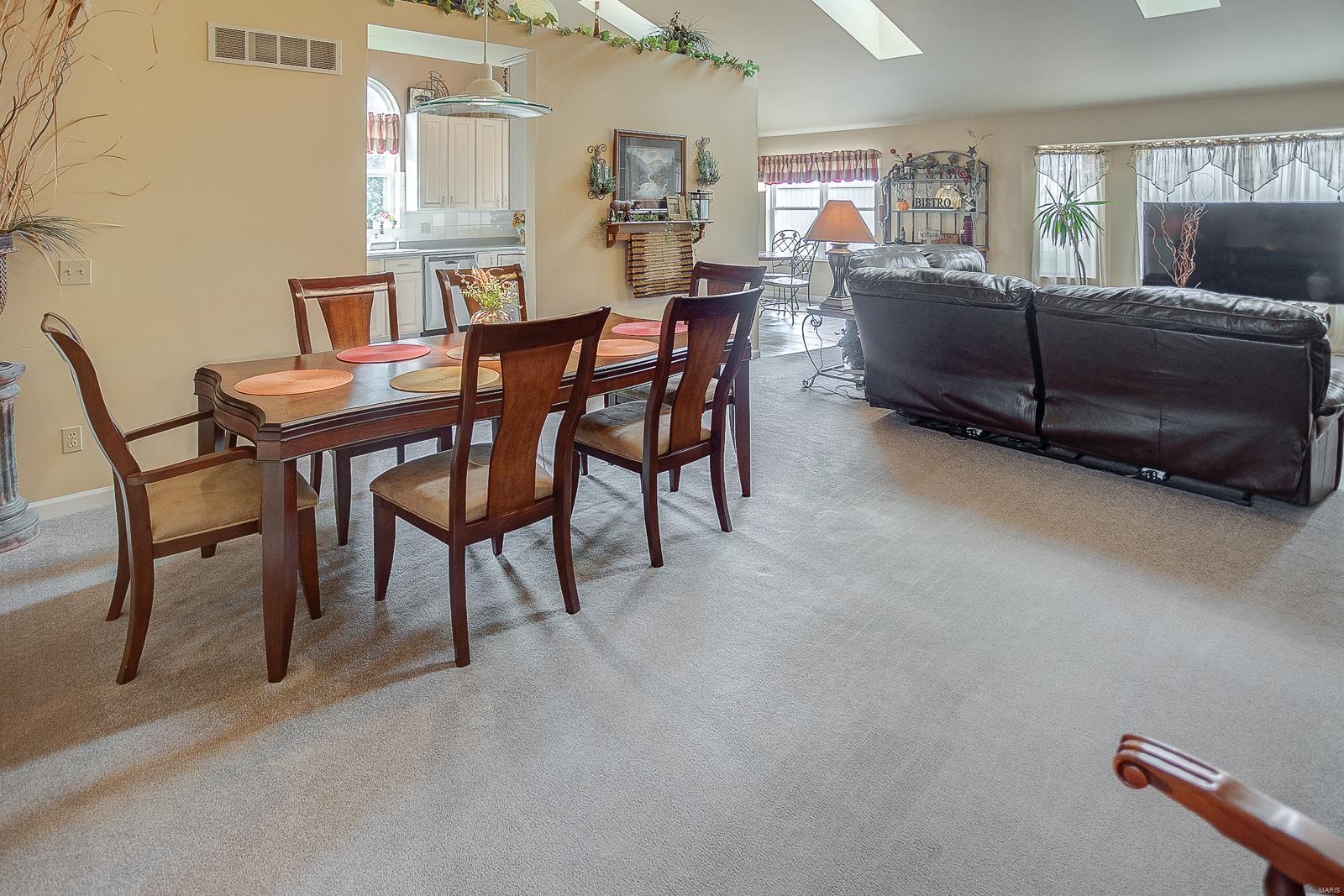 4565 Ee Road Columbia, IL 62236 - Photo 8 of 65 Gallery Image 8