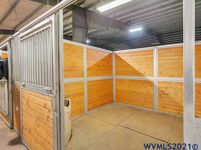 25200 Butteville Road Northeast Aurora, OR 97002 - Photo 19 of 42 Gallery Image 19
