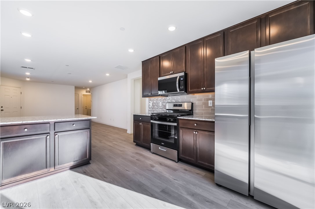 3911 Riley Rose Avenue Las Vegas, NV 89139 - Photo 7 of 21