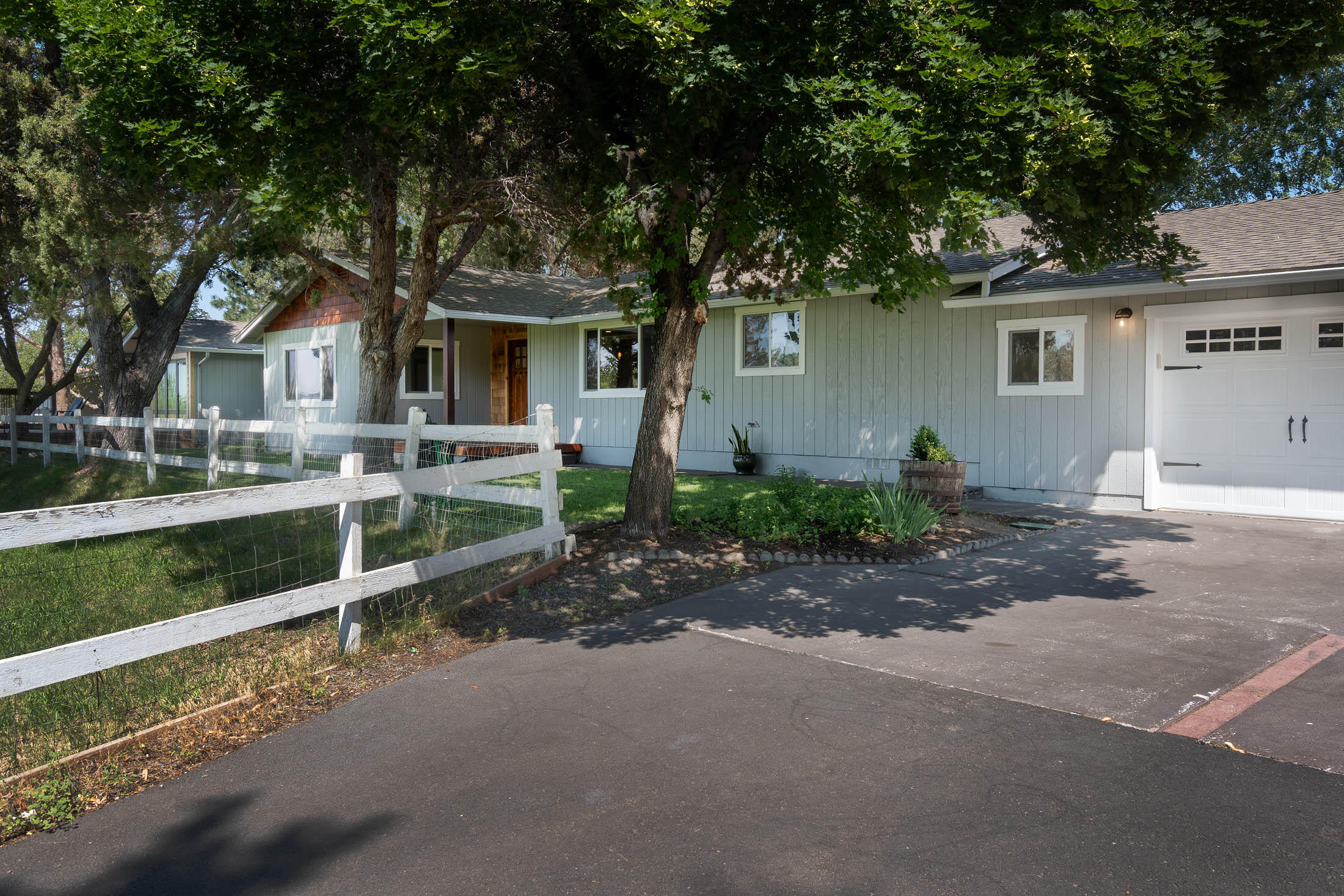 62239 Powell Butte Road Bend, OR 97701 - Photo 29 of 46 62239 Powell Butte Rd_0185 copy