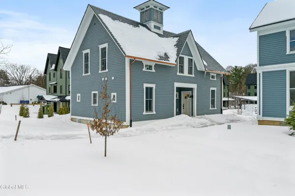 $699,900 | 182 Excelsior Avenue, Unit 5, Saratoga Springs, NY 12866