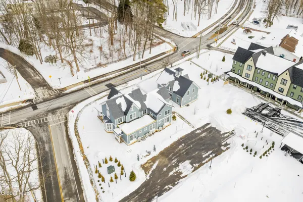 $699,900 | 182 Excelsior Avenue, Unit 5, Saratoga Springs, NY 12866